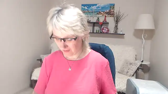 FleurMays online show from April 30, 3:24 am