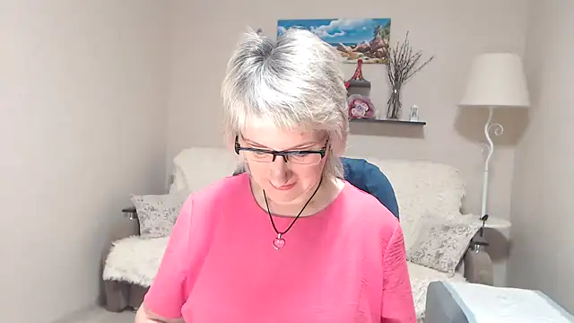 FleurMays online show from May 15, 3:02 am