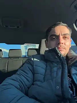 Snapshot of DumyXXX06 chatting on February 14, 6:10 am DumyXXX06 online show from February 14, 6:10 am