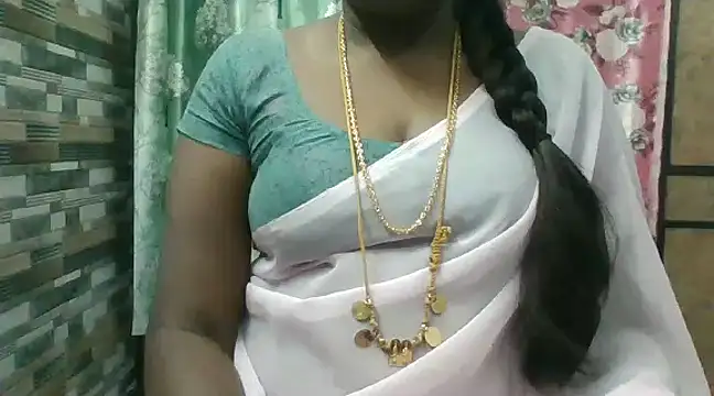 Hot akshara online show from December 13, 3:21 pm