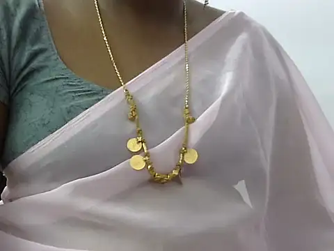 Hot akshara online show from September 17, 6:15 am