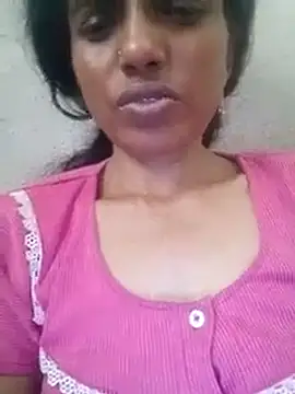 Snapshot of Gautami-telugu chatting on September 19, 6:04 am Gautami-telugu online show from September 19, 6:04 am