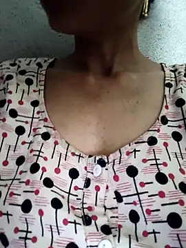 Snapshot of Gautami-telugu chatting on October 11, 9:57 pm Gautami-telugu online show from October 11, 9:57 pm