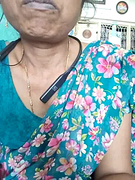 Snapshot of Gautami-telugu chatting on October 16, 9:10 am Gautami-telugu online show from October 16, 9:10 am