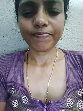 Snapshot of Gautami-telugu chatting on October 31, 7:59 pm Gautami-telugu online show from October 31, 7:59 pm