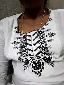 Snapshot of Gautami-telugu chatting on November 1, 8:38 am Gautami-telugu online show from November 1, 8:38 am