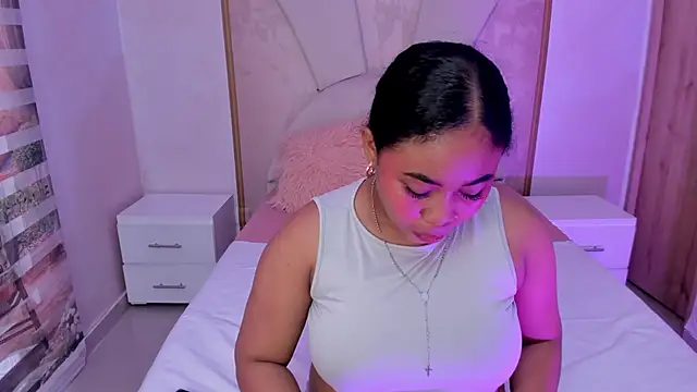 Leah Sweetie online show from March 1, 2:34 pm