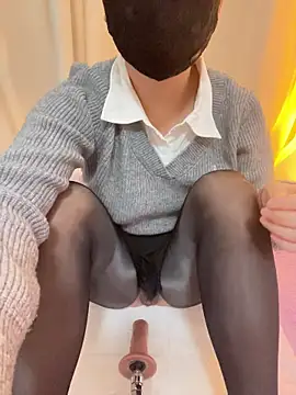 Nicole77-baby online show from December 18, 2:28 am