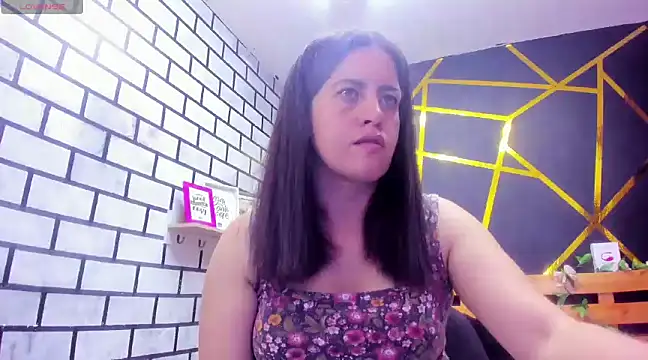 Snapshot of kathina_giraldo chatting on December 30, 12:52 pm kathina giraldo online show from December 30, 12:52 pm