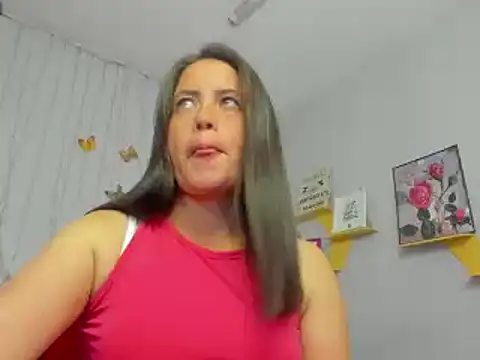 Snapshot of kathina_giraldo chatting on January 24, 4:17 pm kathina giraldo online show from January 24, 4:17 pm