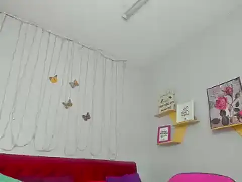 Snapshot of kathina_giraldo chatting on February 9, 1:46 pm kathina giraldo online show from February 9, 1:46 pm