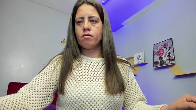 Snapshot of kathina_giraldo chatting on November 22, 6:40 pm kathina giraldo online show from November 22, 6:40 pm