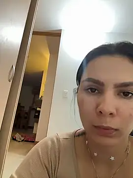 SofiaG  online show from December 2, 10:56 pm