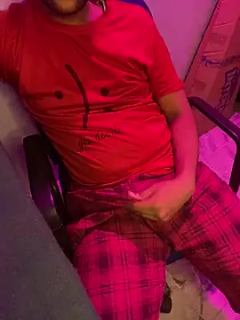 Snapshot of Vampiredaddy_ chatting on October 27, 3:16 pm Vampiredaddy online show from October 27, 3:16 pm