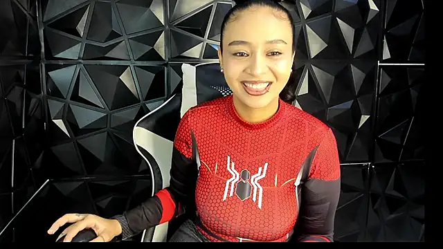 Snapshot of HelueHorny13 chatting on October 26, 4:07 am HelueHorny13 online show from October 26, 4:07 am