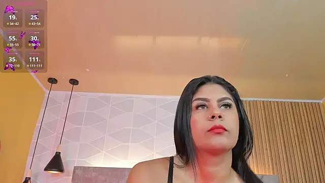 Snapshot of Ada__lee_ chatting on February 17, 11:44 am Ada  lee  online show from February 17, 11:44 am