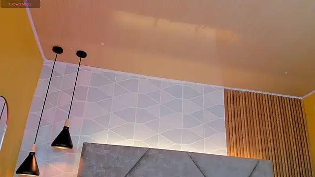 Snapshot of Ada__lee_ chatting on February 19, 11:28 am Ada  lee  online show from February 19, 11:28 am