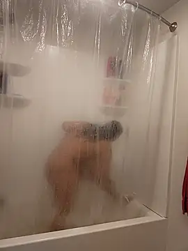 Snapshot of cinnaminnie chatting on September 27, 5:18 pm cinnaminnie online show from September 27, 5:18 pm