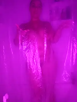 Snapshot of cinnaminnie chatting on February 9, 5:11 am cinnaminnie online show from February 9, 5:11 am