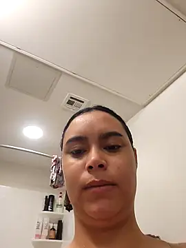 Snapshot of cinnaminnie chatting on February 14, 6:26 pm cinnaminnie online show from February 14, 6:26 pm