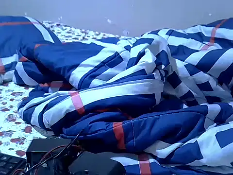 Snapshot of Just_Karu chatting on March 8, 2:04 am Just Karu online show from March 8, 2:04 am