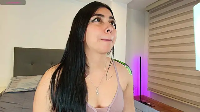 Snapshot of Lania_spencer2 chatting on October 4, 2:20 am Lania spencer2 online show from October 4, 2:20 am