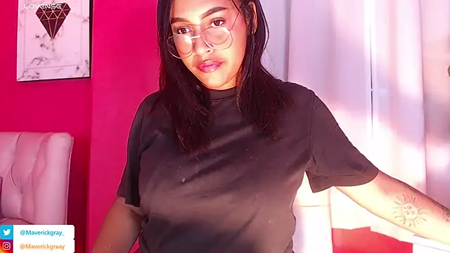 Snapshot of MaverickGray chatting on January 14, 1:06 pm MaverickGray online show from January 14, 1:06 pm