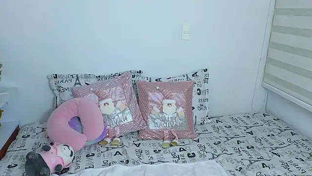 Lorenne Miller online show from December 18, 10:24 pm