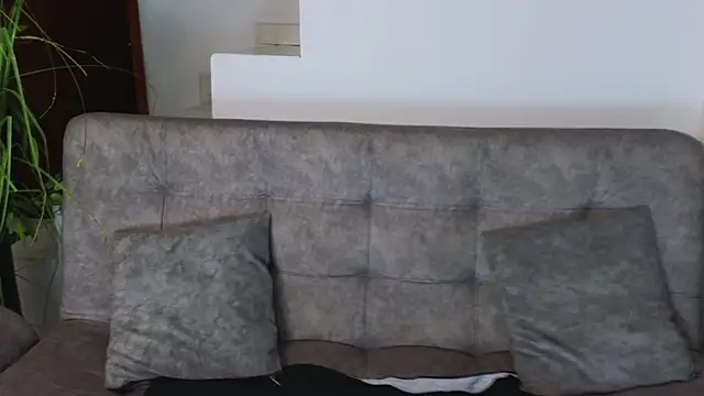 Lorenne Miller online show from March 4, 3:00 am