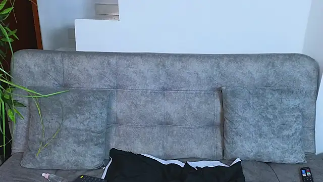 Lorenne Miller online show from March 18, 5:09 am