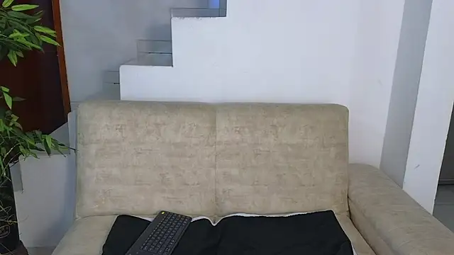 Lorenne Miller online show from November 5, 4:12 am