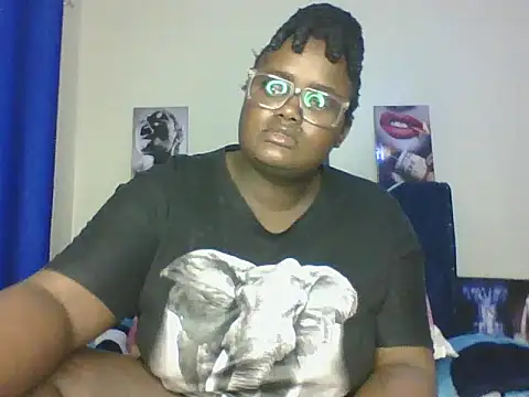 Snapshot of Montel_Montel_ chatting on March 22, 12:06 am Montel Montel online show from March 22, 12:06 am