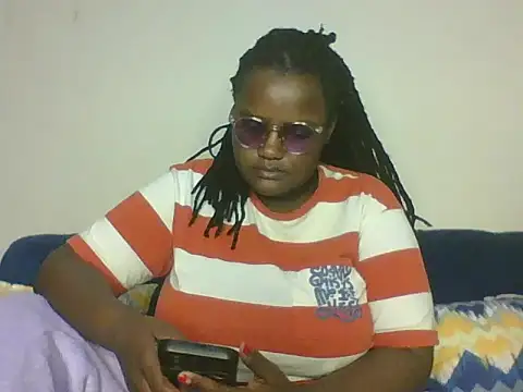 Snapshot of Montel_Montel_ chatting on March 21, 1:21 am Montel Montel online show from March 21, 1:21 am