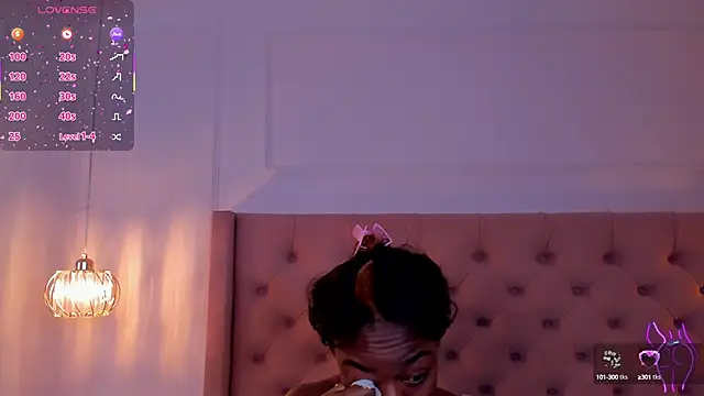 Snapshot of mia_schwarz chatting on September 24, 11:46 am mia schwarz online show from September 24, 11:46 am