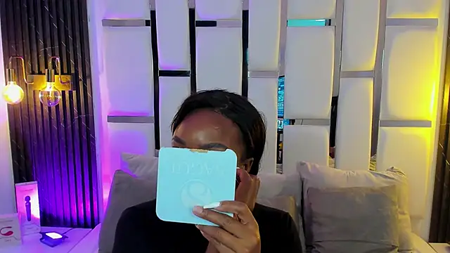 Snapshot of mia_schwarz chatting on October 22, 10:09 pm mia schwarz online show from October 22, 10:09 pm