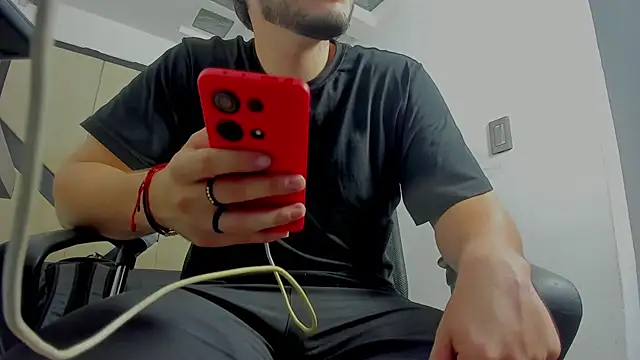 danielclarton1 online show from October 17, 12:01 am