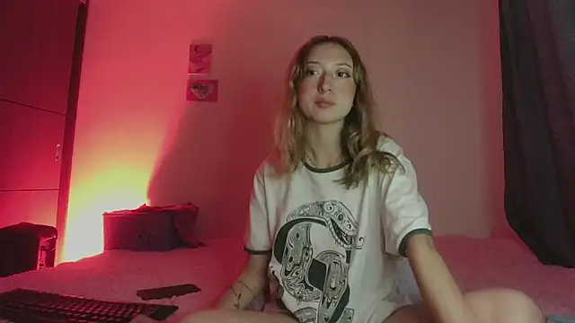 Snapshot of Imsophie_collins chatting on December 3, 3:52 am Imsophie collins online show from December 3, 3:52 am