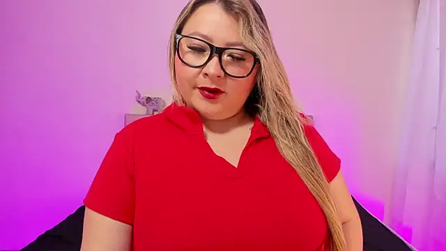 Snapshot of Kharla_Marin chatting on April 9, 10:48 pm Kharla Marin online show from April 9, 10:48 pm