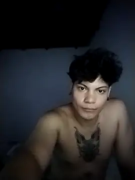 Snapshot of Xtrem3HARDxxx chatting on January 25, 9:04 am Xtrem3HARDxxx online show from January 25, 9:04 am