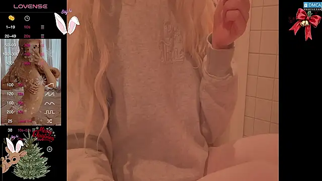 Blondecandie online show from January 15, 11:15 am