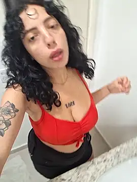 Sweet-diamondxxx online show from December 22, 2:36 pm