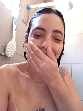 Snapshot of Sweet-diamondxxx chatting on March 16, 2:21 pm Sweet-diamondxxx online show from March 16, 2:21 pm