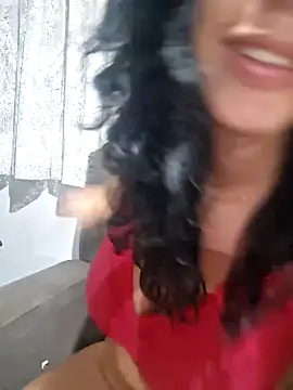 Snapshot of Sweet-diamondxxx chatting on March 20, 10:09 am Sweet-diamondxxx online show from March 20, 10:09 am