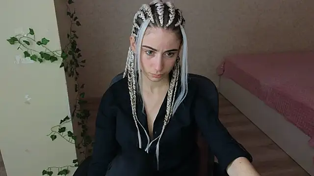 LittleFreya9 online show from February 10, 4:14 pm