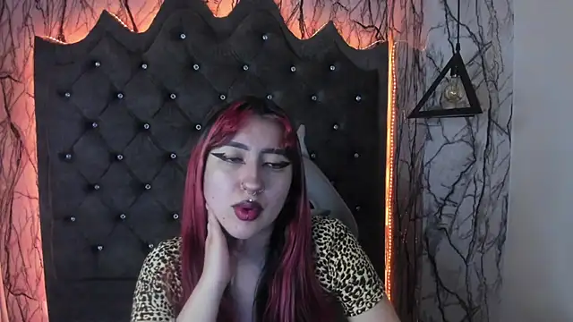 larissa01  online show from February 17, 3:04 am