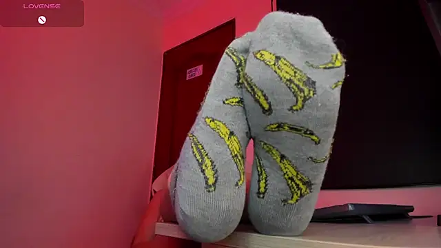 larissa01  online show from March 23, 5:43 am