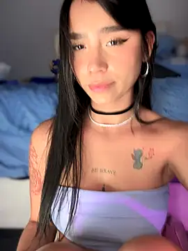 -Loren- online show from October 17, 11:02 am