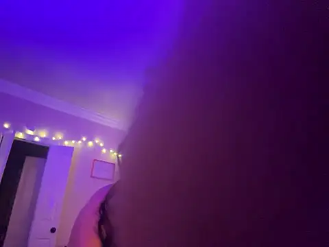 Snapshot of karrmmaa chatting on February 28, 12:20 pm karrmmaa online show from February 28, 12:20 pm