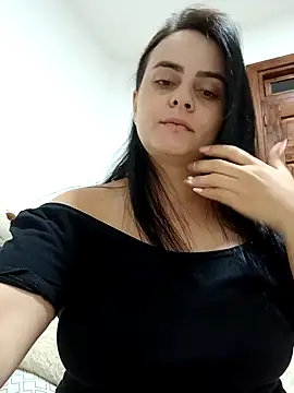 Snapshot of Im_Amelia chatting on December 18, 1:37 am Im Amelia online show from December 18, 1:37 am