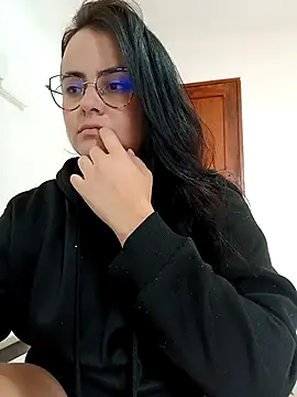 Snapshot of Im_Amelia chatting on February 15, 6:55 pm Im Amelia online show from February 15, 6:55 pm